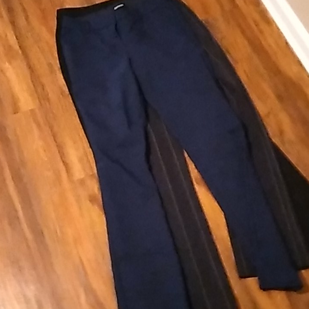 Express pants - Picture 3 of 3